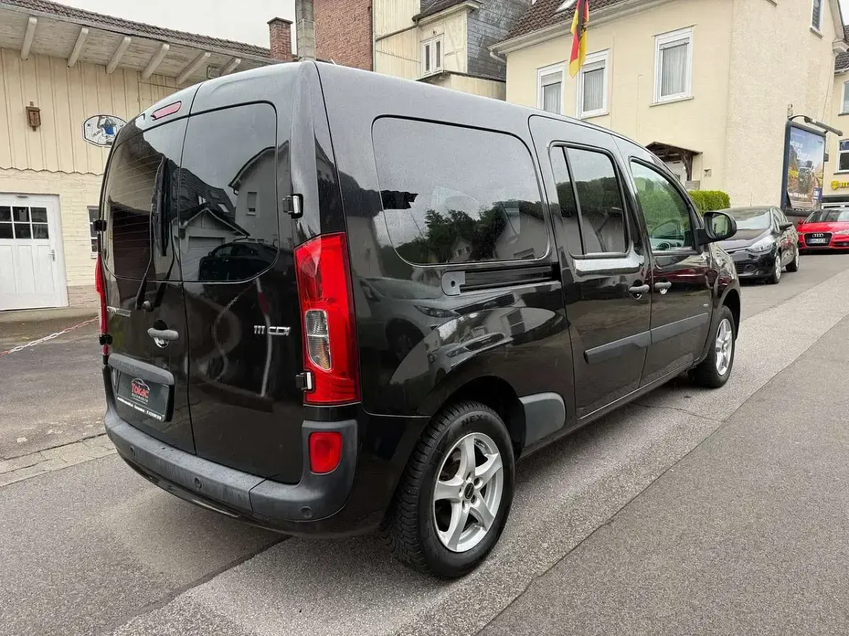 Gebraucht Mercedes Citan 111 Edition 110 PS (80 kW) 2016 Dravitschwarz metallic Van / Kleinbus