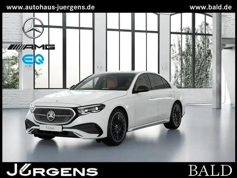 Gebraucht Mercedes E220 AMG 197 PS (144 kW) 2026 Unilack polarweiß Limousine