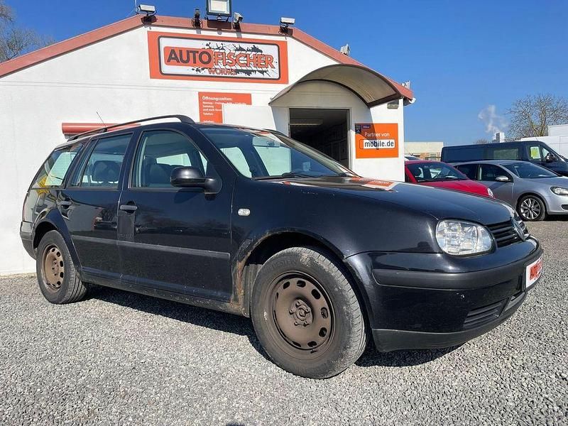 Gebraucht VW Golf IV 101 PS (74 kW) 2002 Black magic perleffekt Limousine
