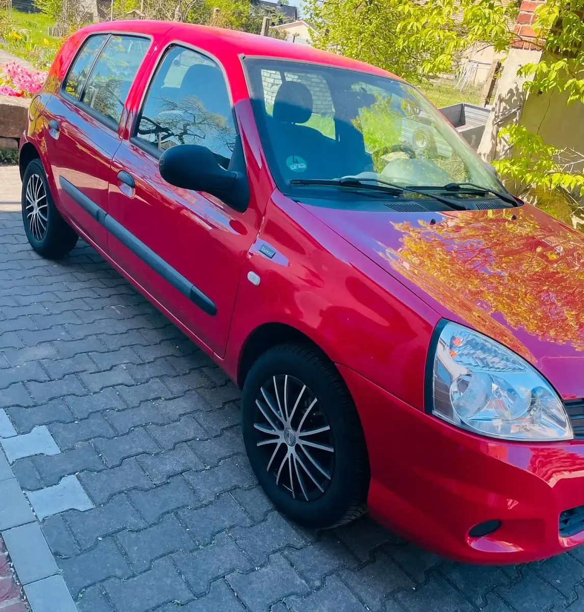 Gebraucht Renault Clio 75 PS (55 kW) 2012 Rot Kleinwagen