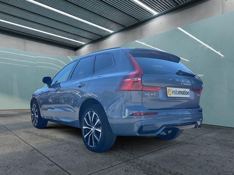Gebraucht Volvo XC60 Plus 250 PS (183 kW) 2023 Grau SUV