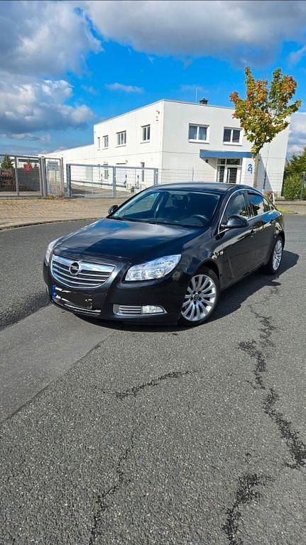 Schwarz Gebraucht 2013 Opel Insignia Edition Limousine | 5.200 € (Fairer Preis) - Bild 1/4