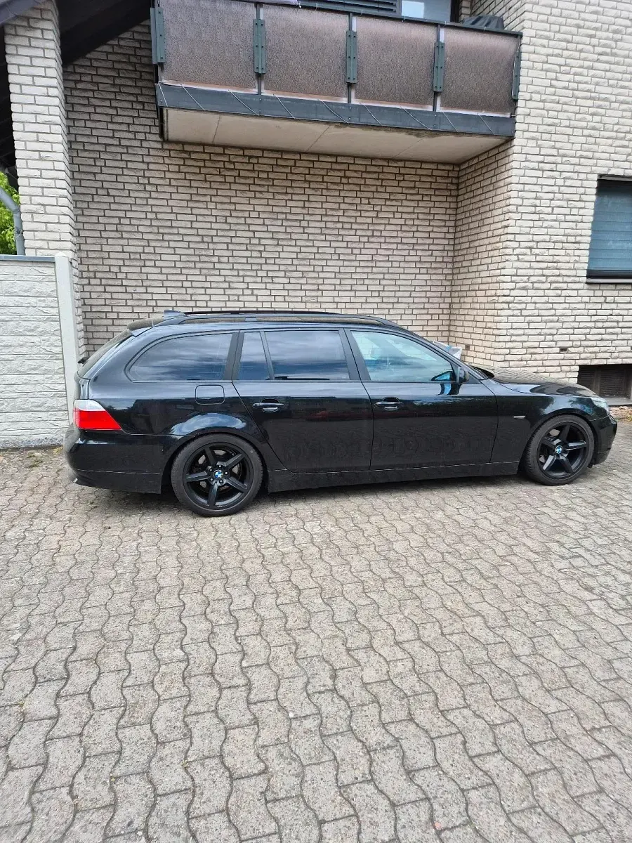 Second-hand BMW 525 190 CP (139 kW) 2004 Negru Break