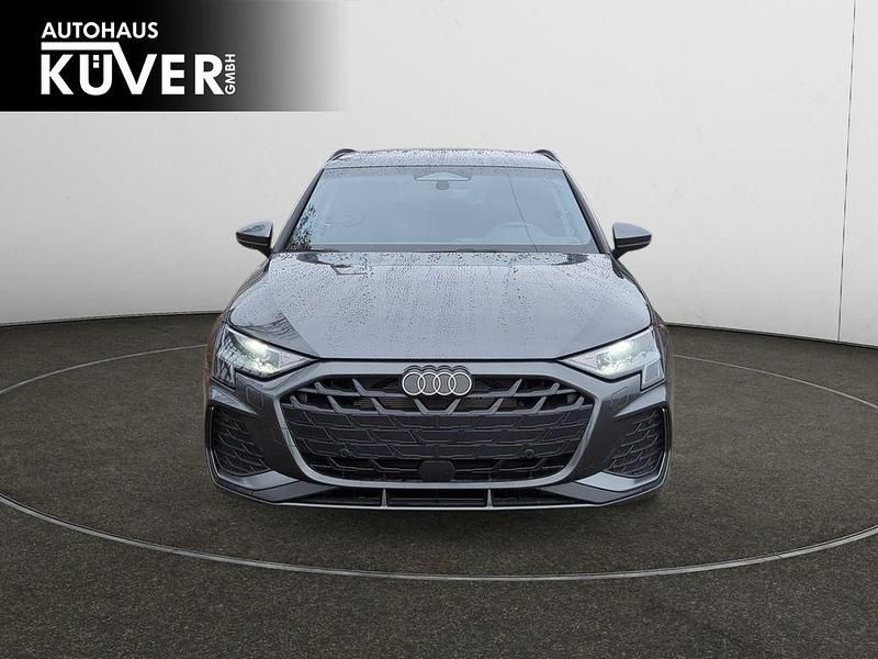 Neu Audi A3 S-Line 150 PS (110 kW) 2025 Grau Limousine