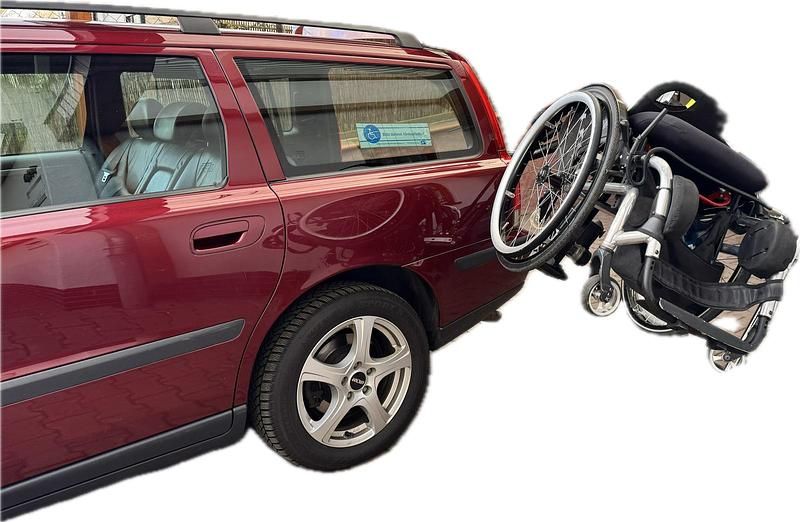 Gebraucht Volvo V70 169 PS (124 kW) 2004 Rot Kombi