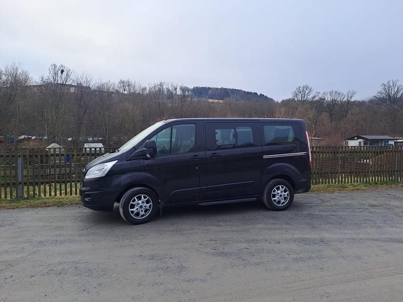 Gebraucht Ford Transit 155 PS (114 kW) 2015 Schwarz Van / Kleinbus