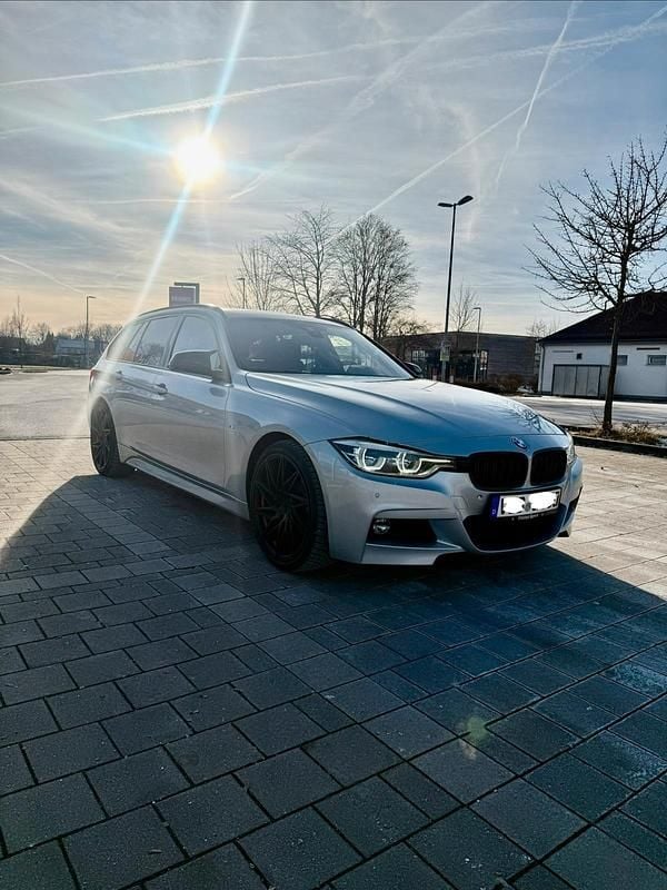 Gebraucht BMW 330 M Sport 258 PS (189 kW) 2016 Silber Kombi