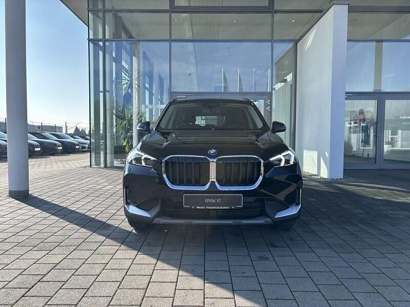 Neu BMW X1 150 PS (110 kW) 2026 Schwarz uni SUV