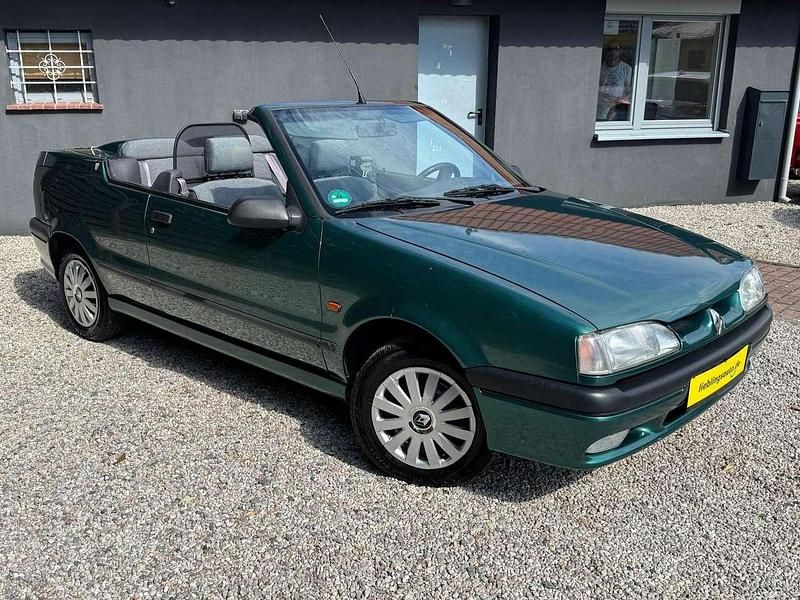Gebraucht Renault 19 88 PS (64 kW) 1994 Grün Cabrio