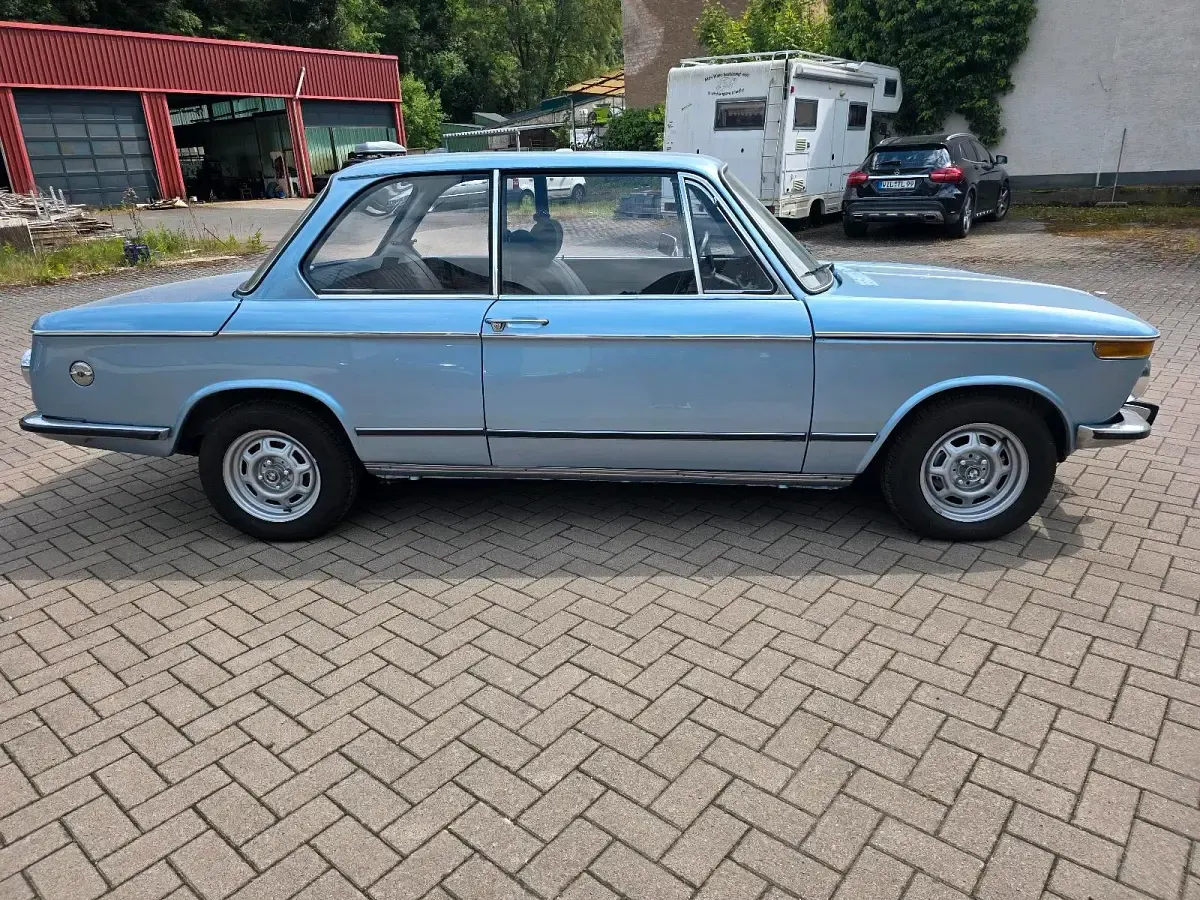 Gebraucht BMW 2002 100 PS (73 kW) 1970 Blau Limousine