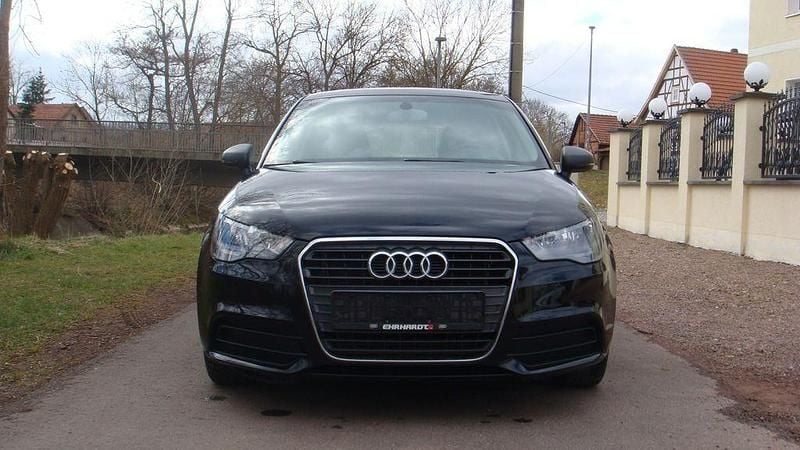 Gebraucht Audi A1 Ambition 90 PS (66 kW) 2013 Schwarz Kleinwagen