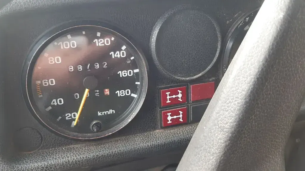 Gebraucht Mercedes G250 92 PS (67 kW) 1992 Gold SUV