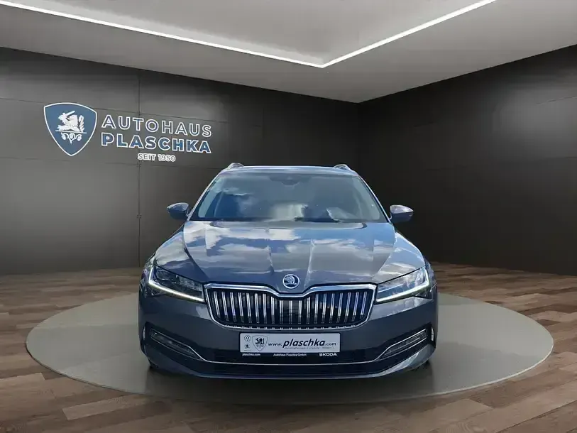 Gebraucht Skoda Superb Style 2023 Grau