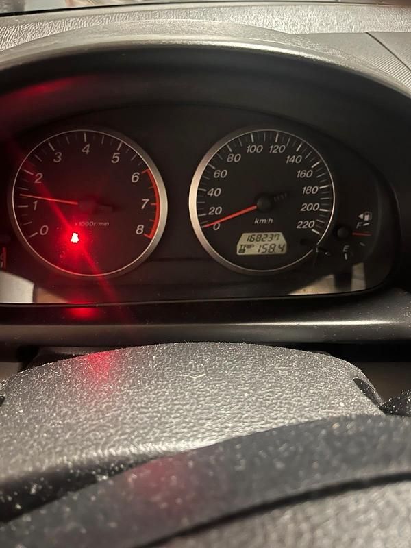 Gebraucht Mazda 2 80 PS (58 kW) 2003 Silber Kleinwagen