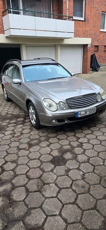 Gebraucht Mercedes E320 Elegance 224 PS (164 kW) 2003 Grau Limousine