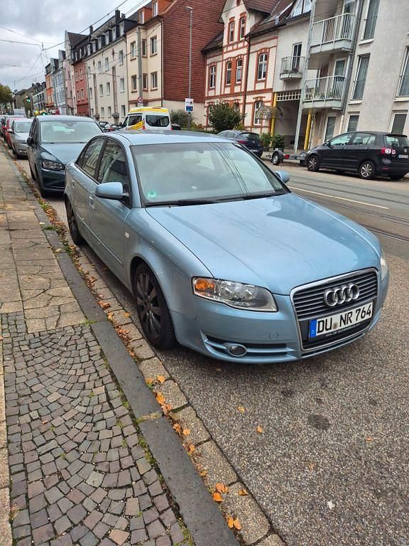 Blau Gebraucht 2006 Audi A4 Performance Limousine | 1.400 € (Superpreis) - Bild 1/4