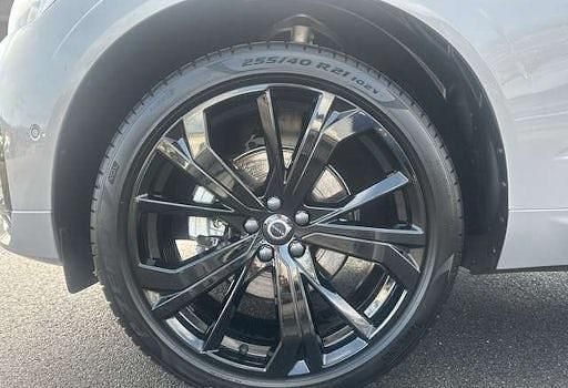 Gebraucht Volvo XC60 Plus 250 PS (183 kW) 2025 Silver dawn SUV