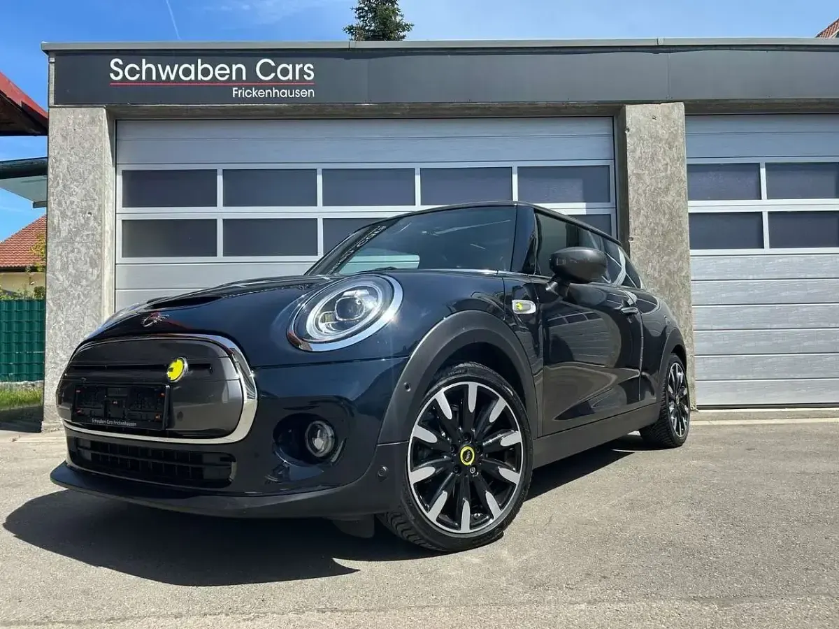 Second-hand Mini Cooper SE 135 kW (184 CP) 2021 Negru Hatchback