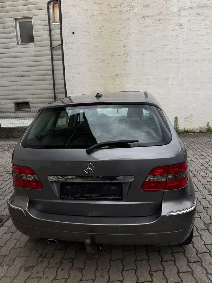 Gebraucht Mercedes B180 109 PS (80 kW) 2008 Van / Kleinbus
