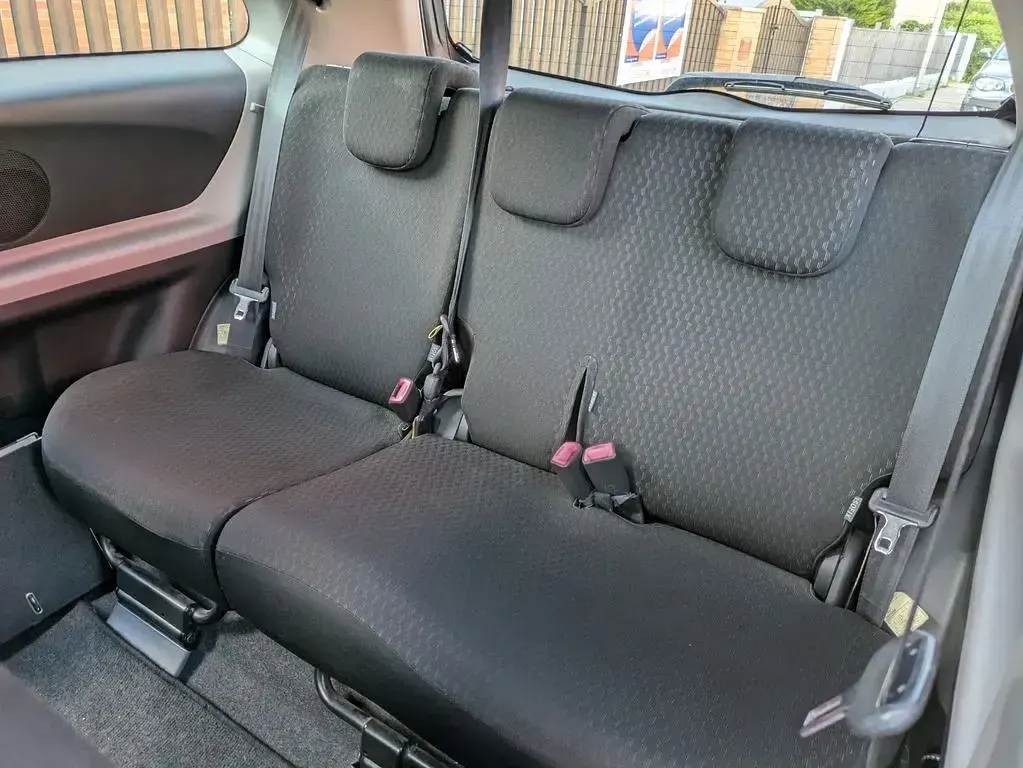 Gebraucht Toyota Yaris 133 PS (97 kW) 2007 Grau Kleinwagen