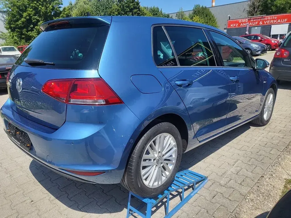 Gebraucht VW Golf VII Cup 105 PS (77 kW) 2014 Blau Limousine