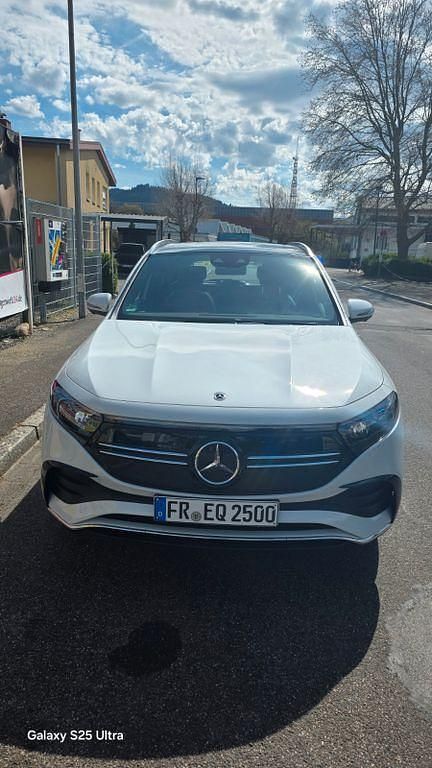 Gebraucht Mercedes EQA250 139 kW (190 PS) 2022 Weiß SUV