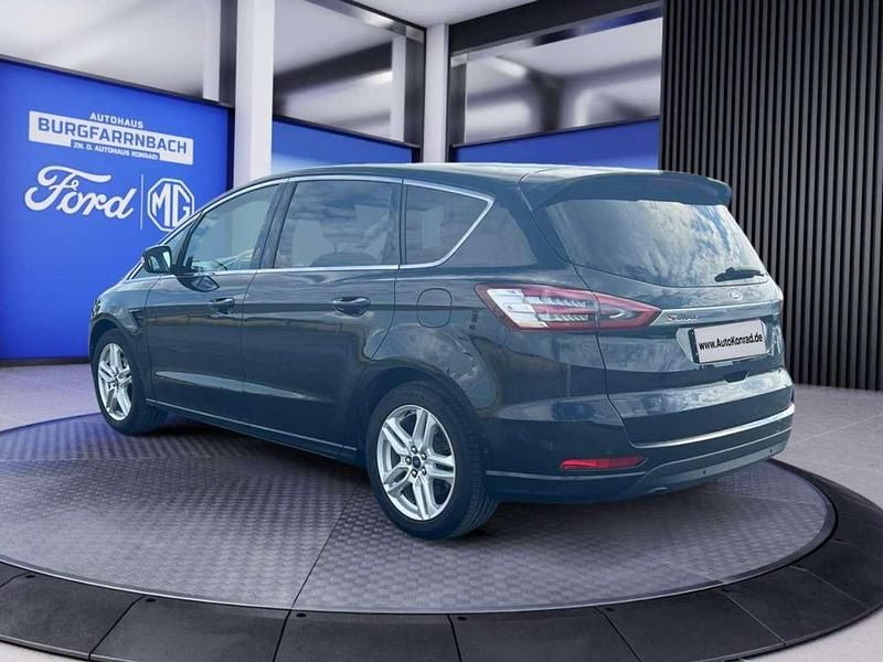Gebraucht Ford S-MAX Titanium 160 PS (117 kW) 2017 Iridium schwarz mica Van / Kleinbus
