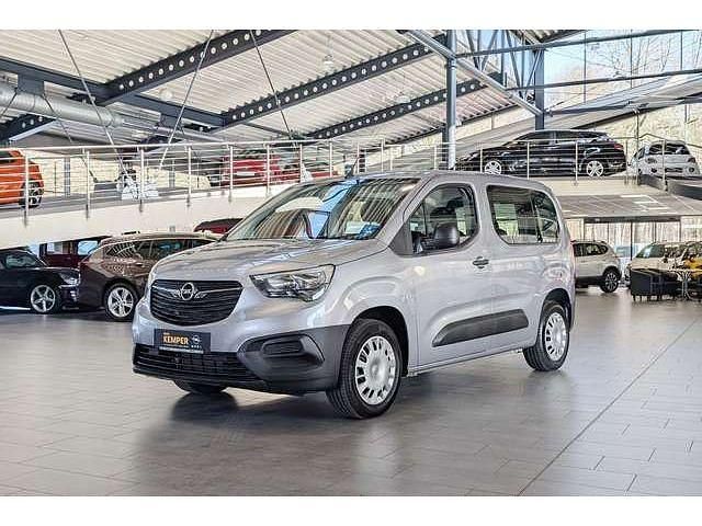 Gebraucht Opel Combo Edition 131 PS (96 kW) 2022 Van / Kleinbus