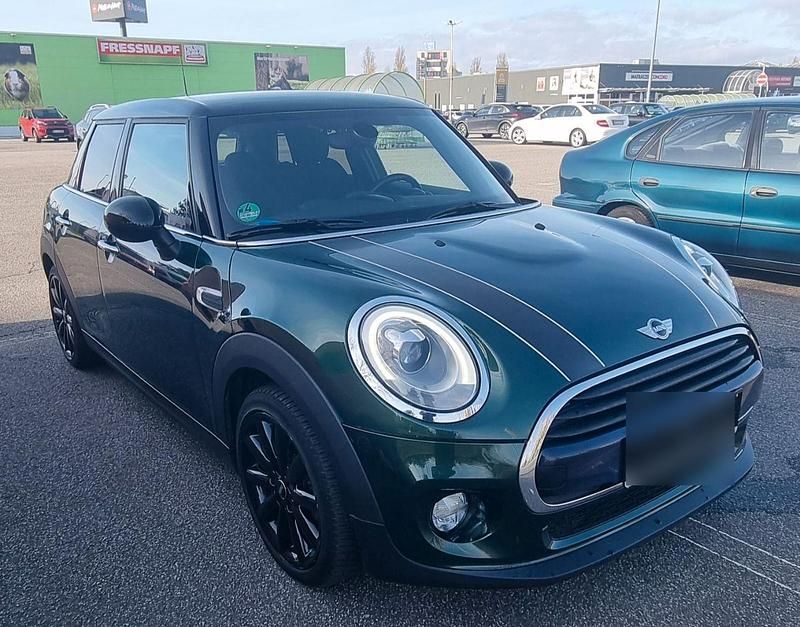 Gebraucht Mini Cooper D 116 PS (85 kW) 2016 Grün Kleinwagen