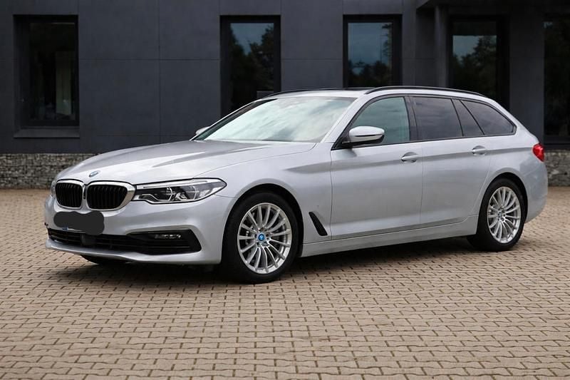 Gebraucht BMW 530 Shadowline 265 PS (194 kW) 2020 Grau Kombi