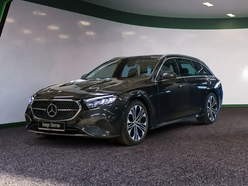 Gebraucht Mercedes E300 Advanced 313 PS (230 kW) 2025 Grau / graphitgrau Kombi