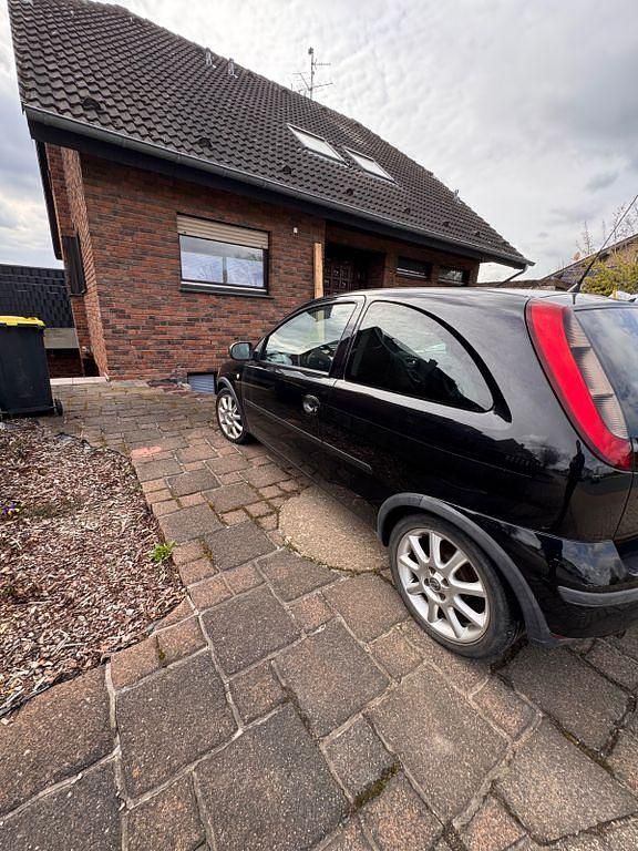 Gebraucht Opel Corsa 80 PS (58 kW) 2004 Schwarz Kleinwagen