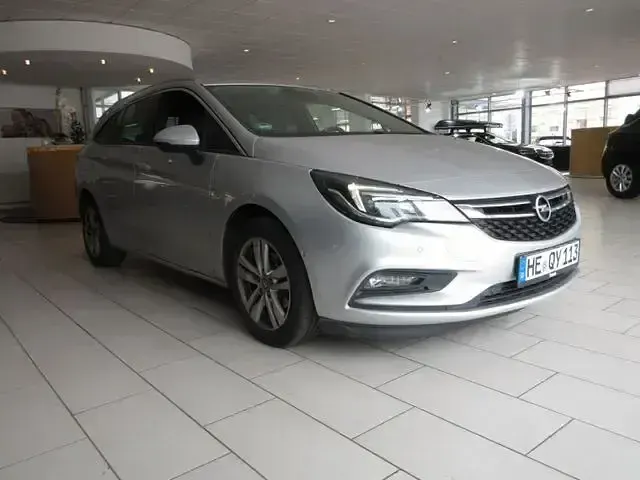 Gebraucht Opel Astra Innovation 110 PS (80 kW) 2019 Argonsilber metallic Kombi