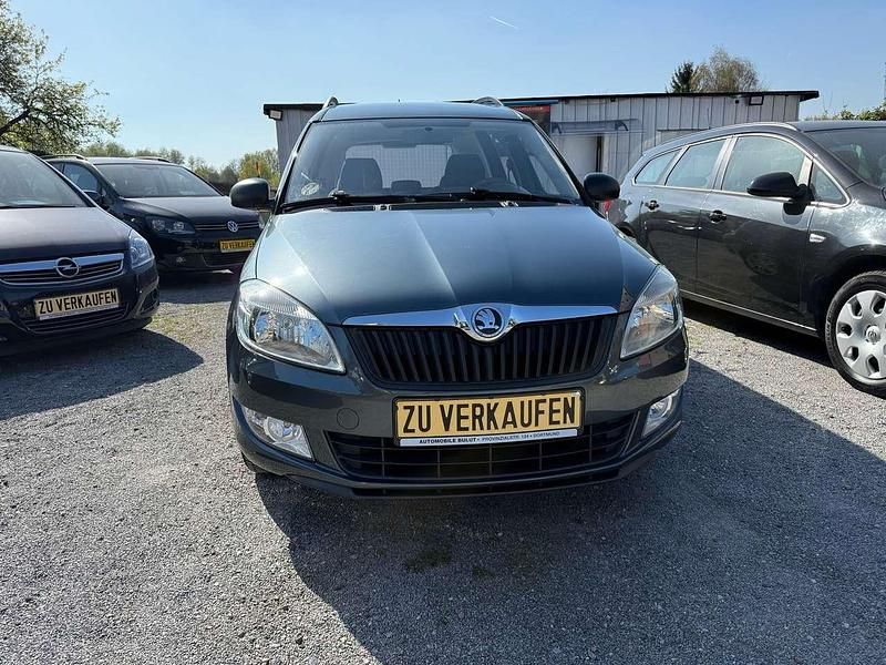 Gebraucht Skoda Roomster Active 69 PS (50 kW) 2015 Grau Van / Kleinbus