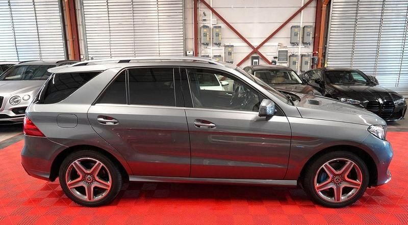 Gebraucht Mercedes GLE500 AMG 333 PS (244 kW) 2017 Selenitgrau SUV