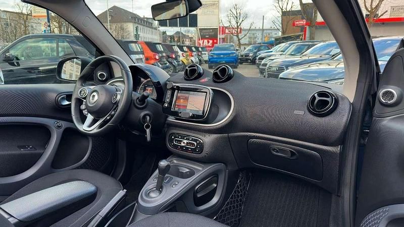 Gebraucht Smart ForTwo Cabrio 90 PS (66 kW) 2019 Braun Cabrio