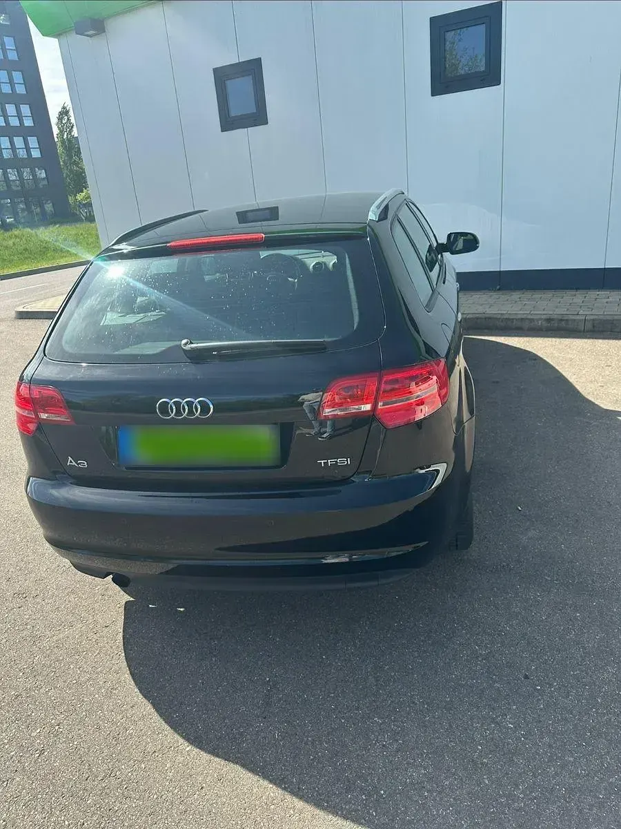 Gebraucht Audi A3 Sportback Ambition 105 PS (77 kW) 2012 Schwarz Kleinwagen