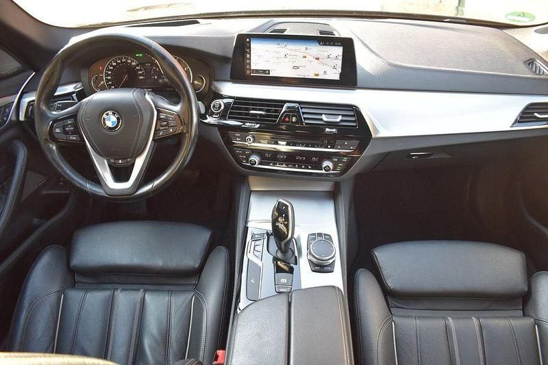 Gebraucht BMW 520 Executive 190 PS (139 kW) 2017 Schwarz Kombi