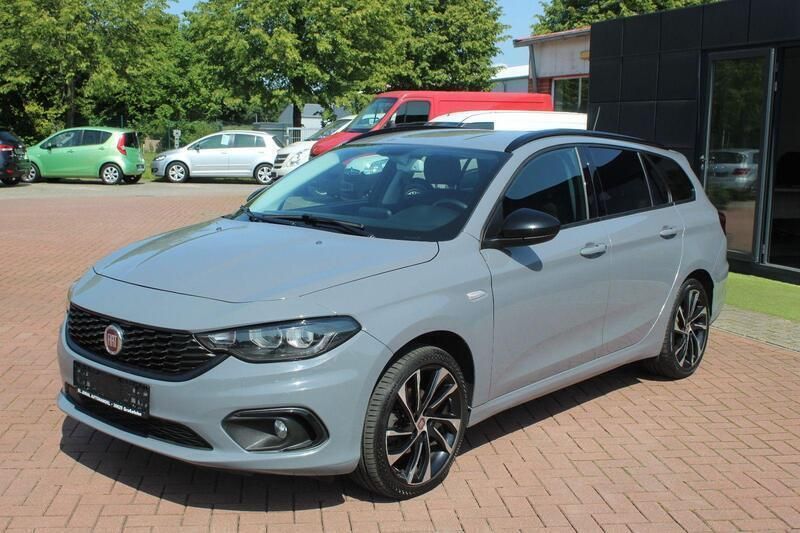 Grau Gebraucht 2019 Fiat Tipo S Kombi | 7.990 € (Guter Preis) - Bild 1/4