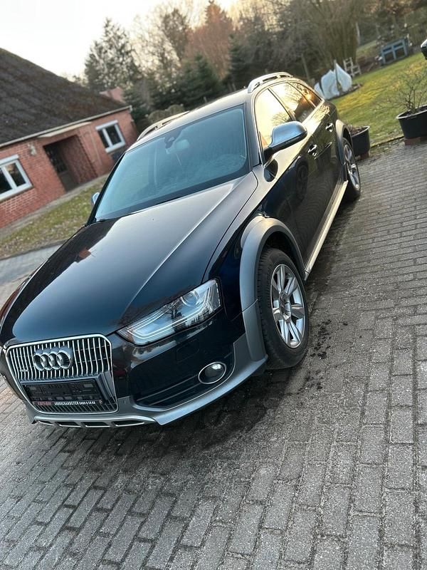 Gebraucht Audi A4 Allroad 177 PS (130 kW) 2014 Schwarz Kombi