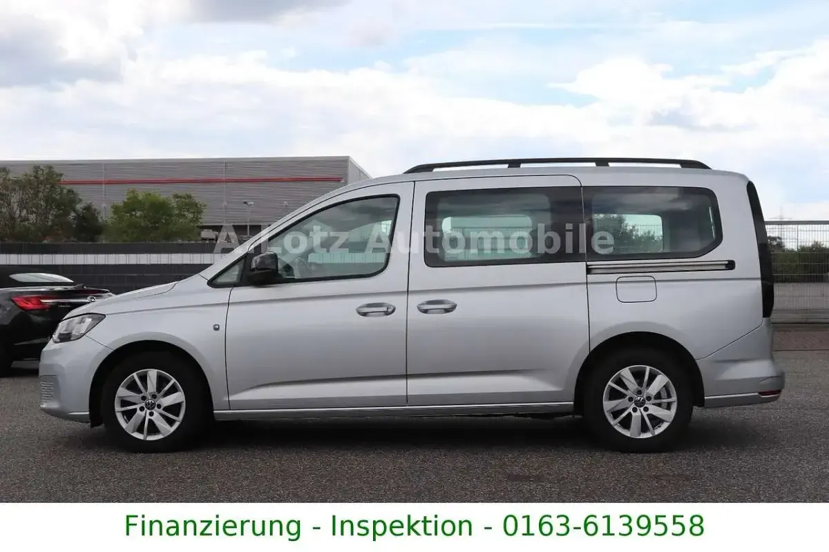 Gebraucht VW Caddy Maxi Life 102 PS (75 kW) 2022 Reflexsilber Van / Kleinbus