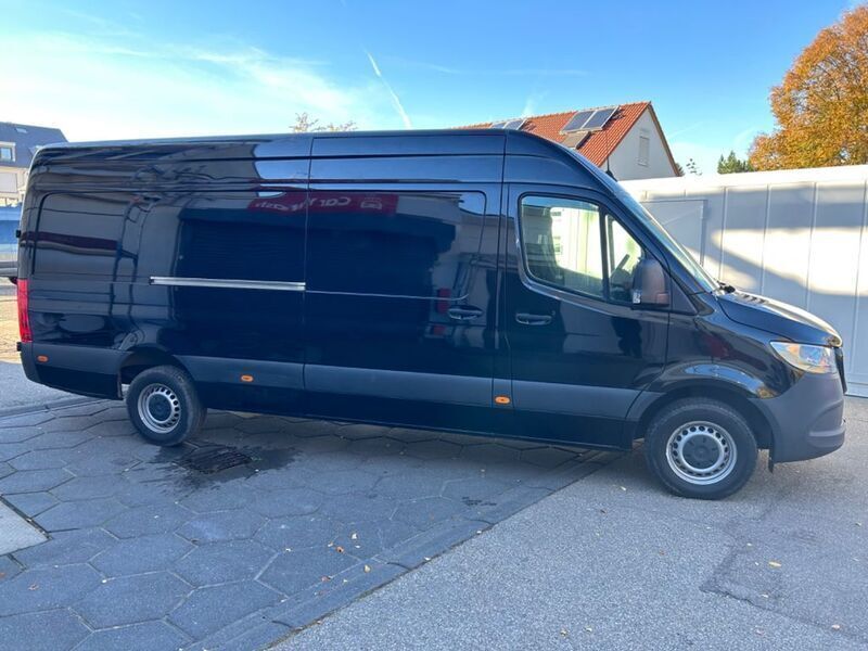 Schwarz Gebraucht 2021 Mercedes Sprinter Van | 29.999 € (Superpreis) - Bild 1/4