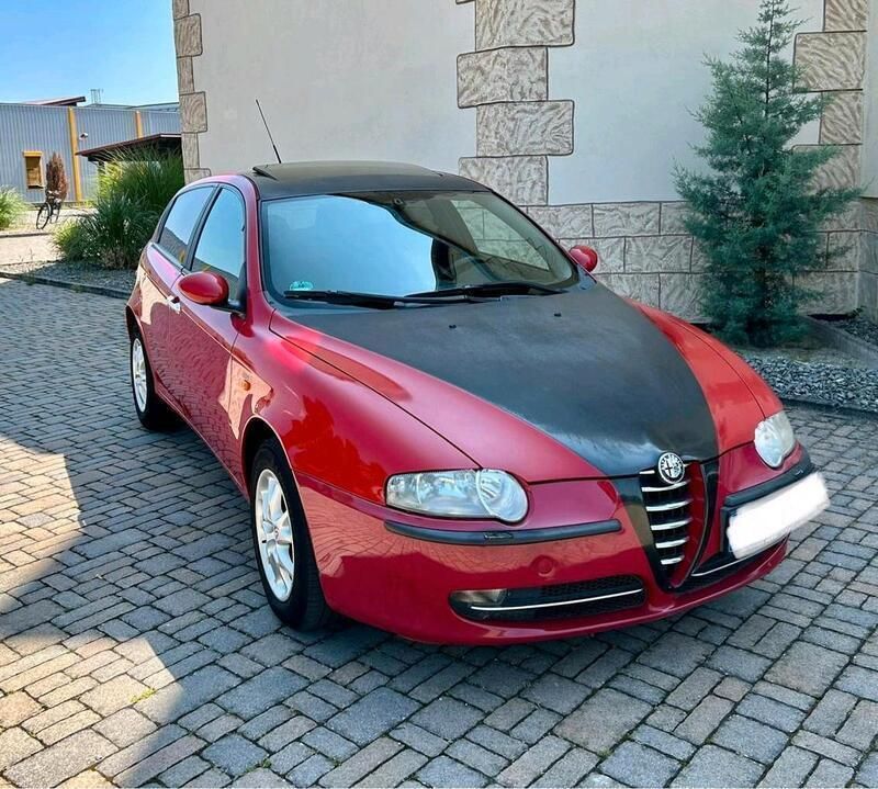 Rot Gebraucht 2004 Alfa Romeo 147 Kleinwagen | 1.499 € (Superpreis) - Bild 1/4