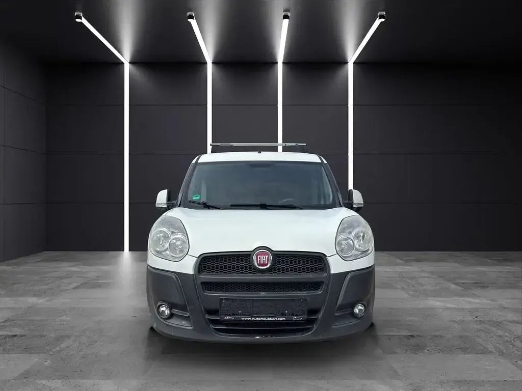 Gebraucht Fiat Doblò 101 PS (74 kW) 2014 Colore esterno (weiß) Van / Kleinbus