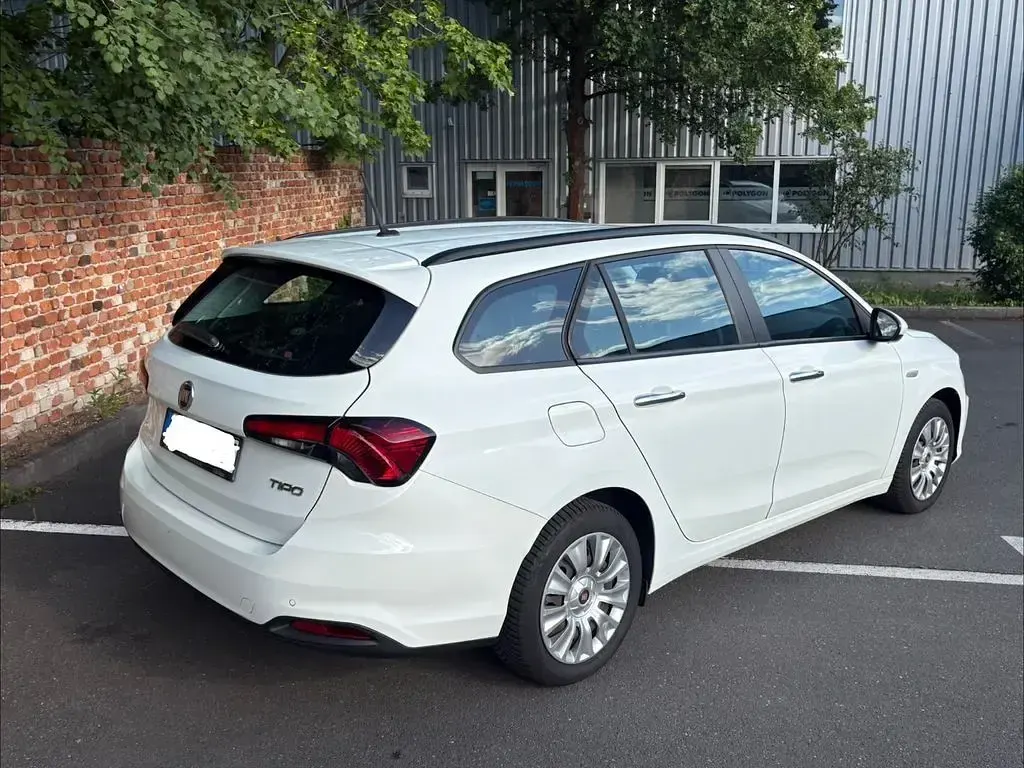 Gebraucht Fiat Tipo Lounge 120 PS (88 kW) 2019 Weiß Limousine