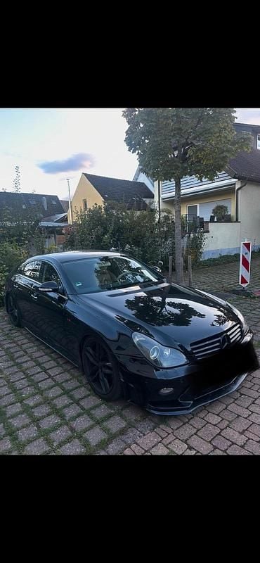 Schwarz Gebraucht 2005 Mercedes CLS500 AMG Limousine | 12.000 € (Fairer Preis) - Bild 1/4