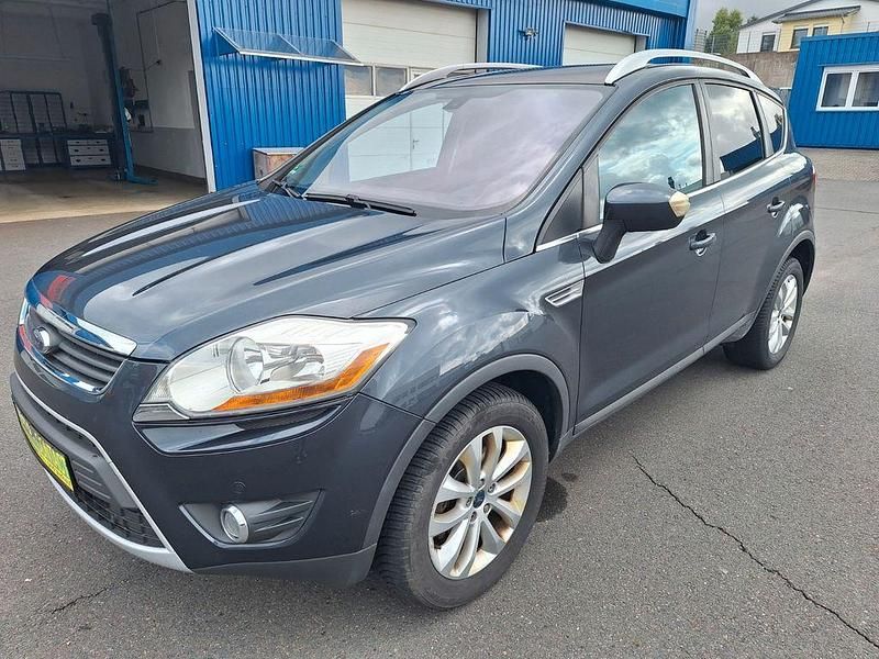 Grau Gebraucht 2010 Ford Kuga Titanium SUV | 4.850 € (Guter Preis) - Bild 1/4