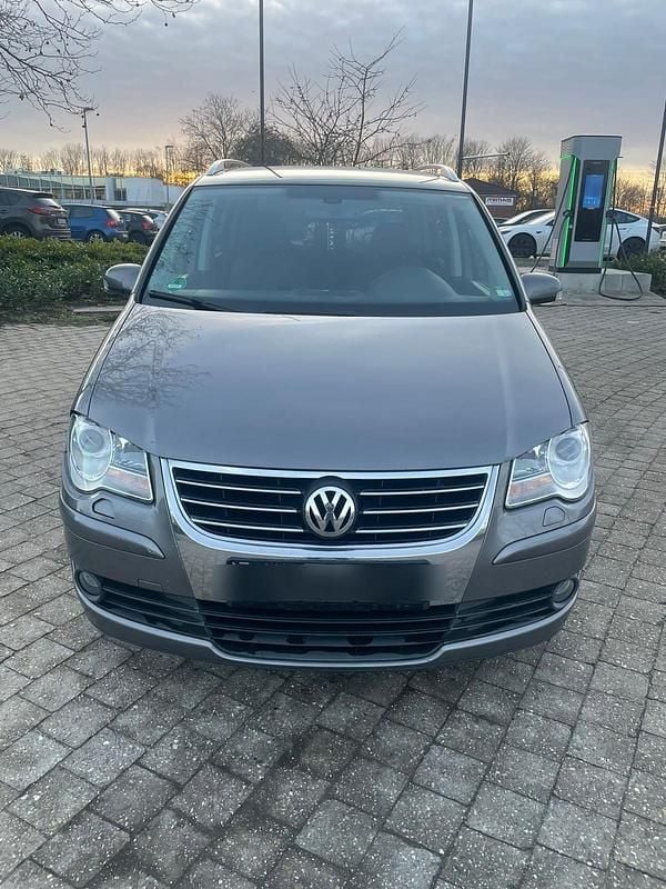 Gebraucht VW Touran 140 PS (102 kW) 2008 Grau Van / Kleinbus