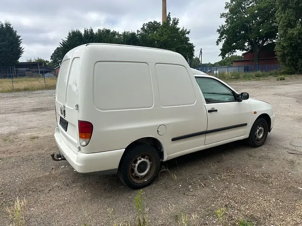 Gebraucht VW Caddy 64 PS (47 kW) 2004 Weiß Van / Kleinbus