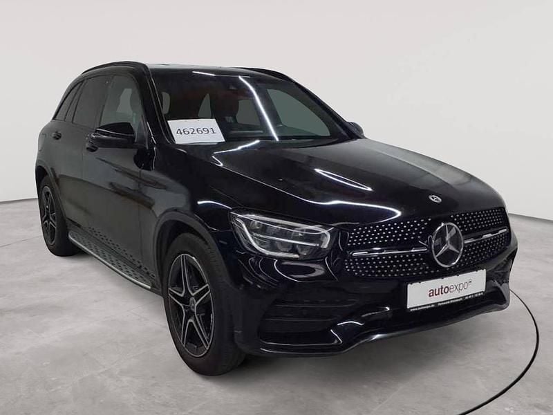 Schwarz Gebraucht 2021 Mercedes GLC220 AMG line SUV | 29.690 € (Fairer Preis) - Bild 1/4